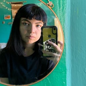 Meet your Posher, Angie